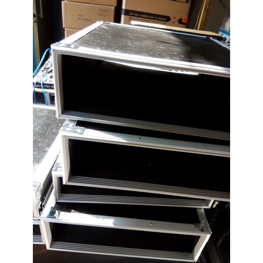 Hardcase Power 2U Met Resin Harkis Power Amplifier 2U Tanpa Tutup High Quality Hardcase Power Kualit