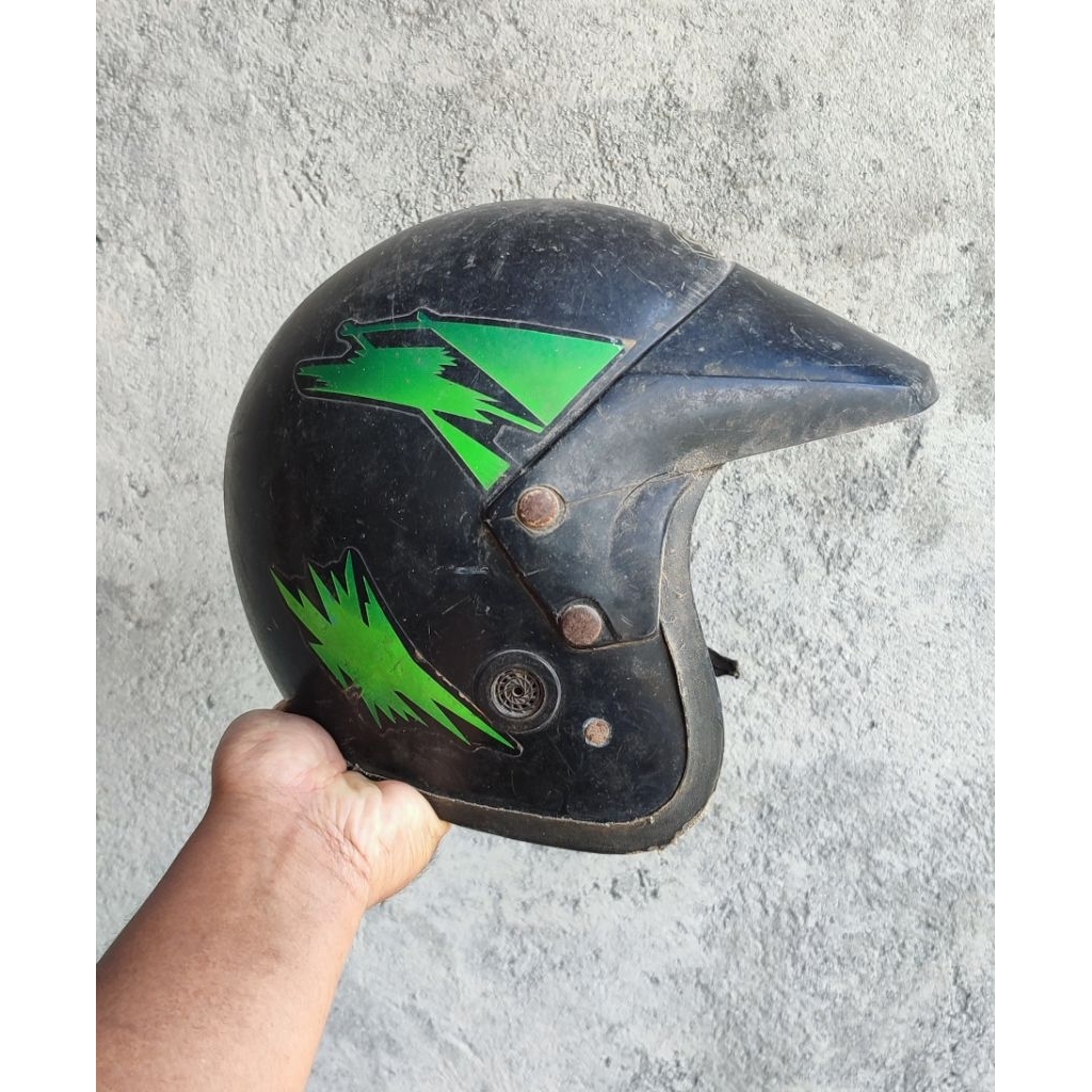HELM JADUL MERK SHOEI KONDISI SECOND KOTOR BUTUH SENTUHAN