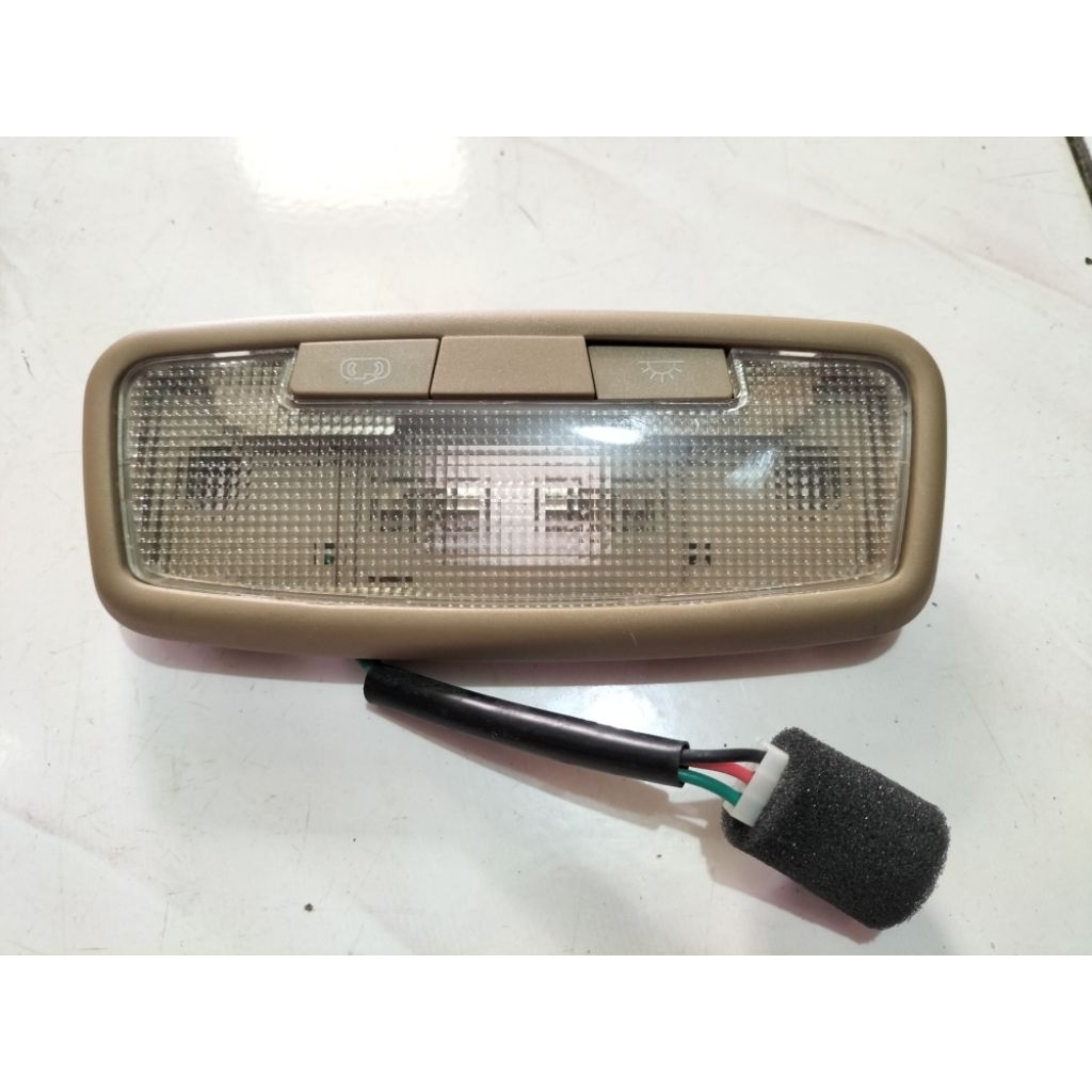 lampu plafon mobil tengah depan dan belakang universal original