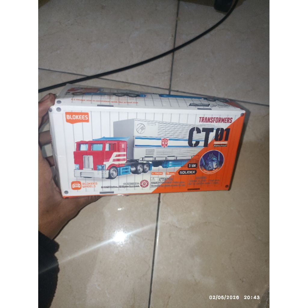 BLOKEES WHEELS Optimus Prime+Trailer BNIB SEGEL