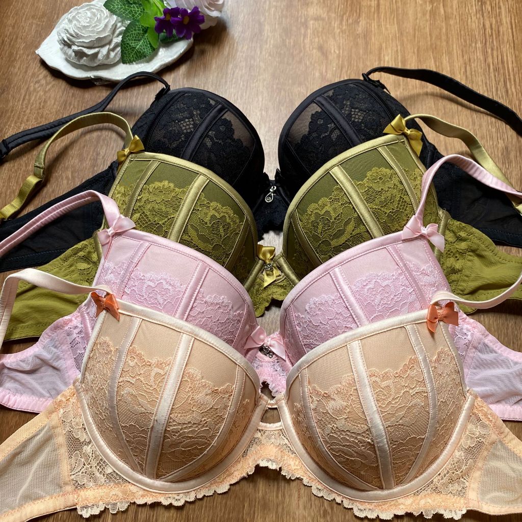 BRANDED PUSH UP BRA BERKAWAT BUSA TEBAL SIZE 34D D75 36B B80 34C