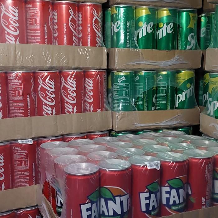 Minuman Kaleng Soda Soft Drink rasa Stroberi merek Fanta 24x250ml Soft Drink Sprite dengan Lemon Lim