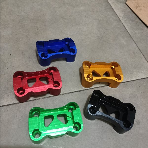 breket dudukan voltmeter PCX,raiser stang dudukan voltmeter PCX