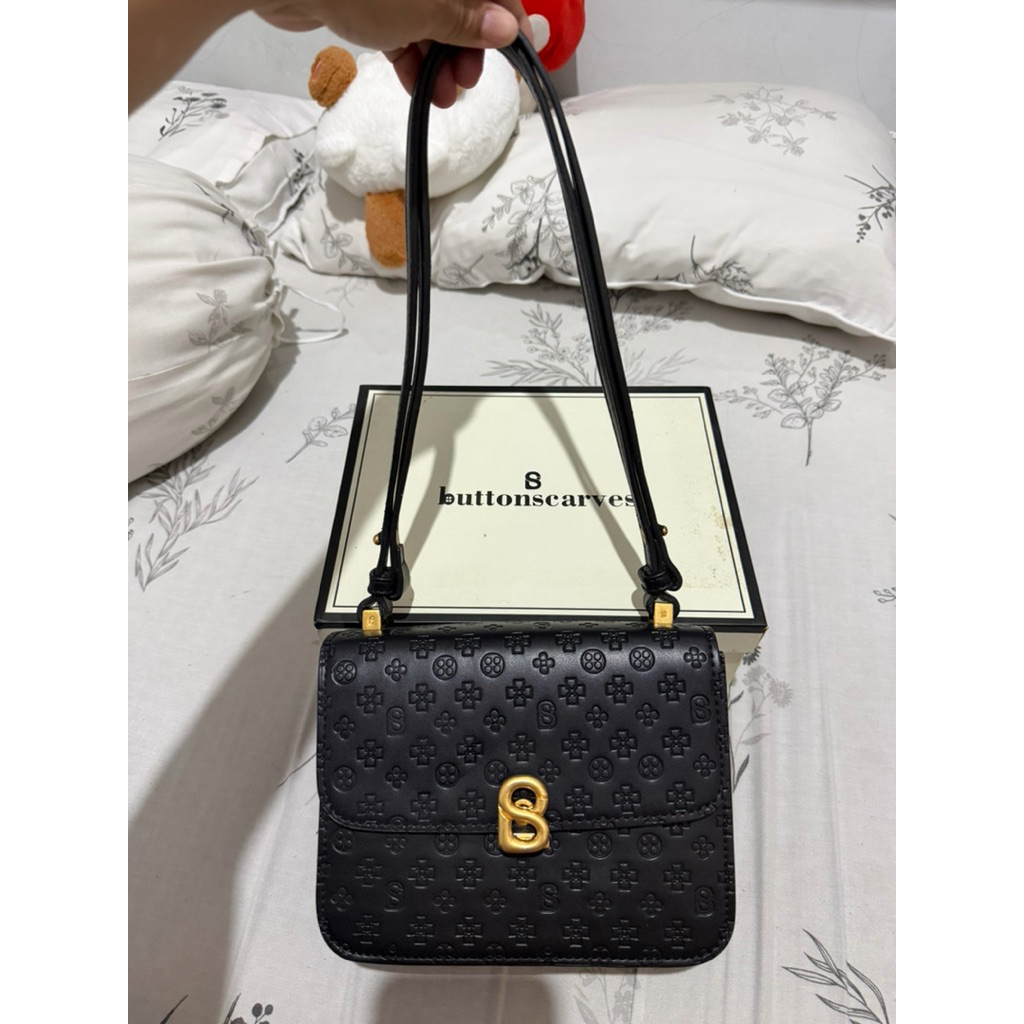 BUTTONSCARVES BAG SERIES AUDREY MONOGRAM BLACK