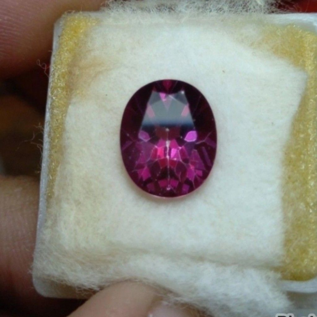 natural pink topaz 4.40ct