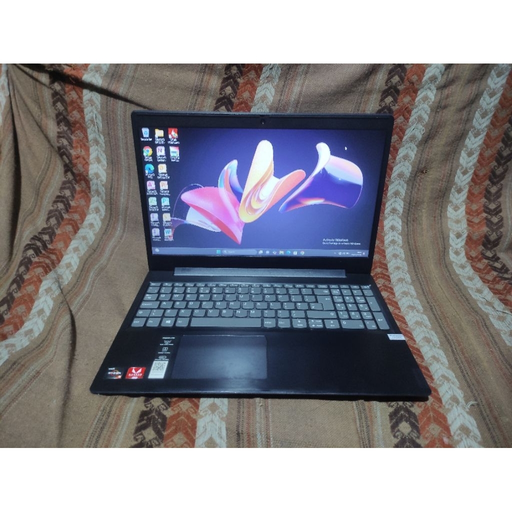 B51 Laptop Lenovo ideapad L340-15API Ram 8gb SSD 512gb AMD Ryzen 5-3500U Siap pakai