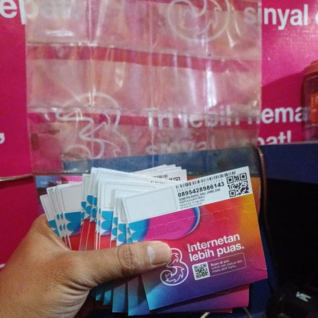 Kartu Perdana TRI 0k siap pakai,,masa aktif panjang