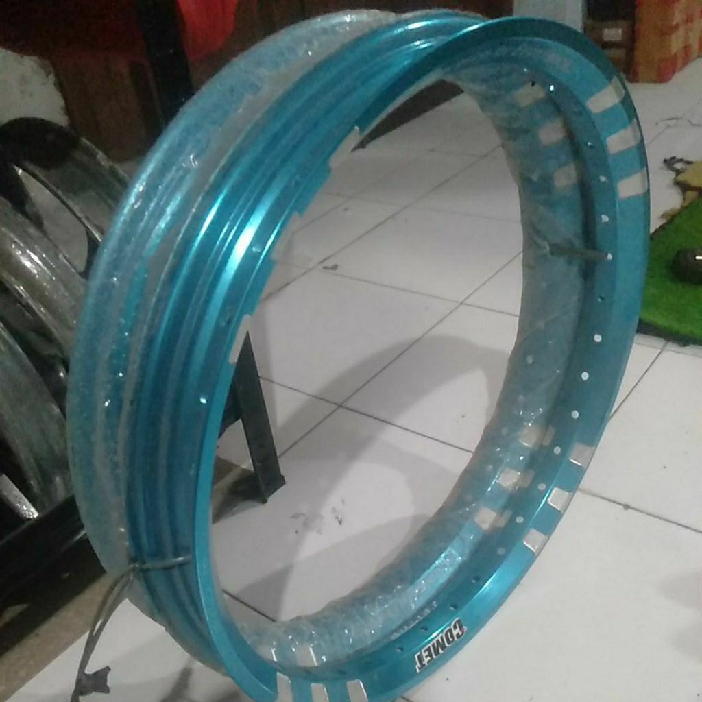 velg comet ring 17/1.40