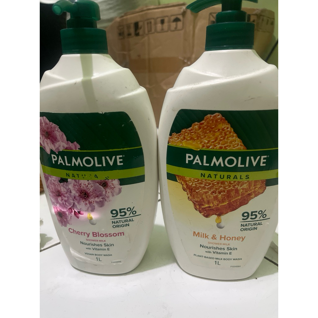 Sabun Mandi Cair Palmolive 1 Liter