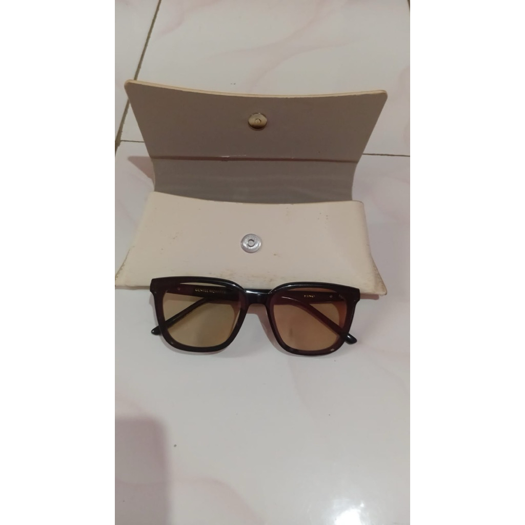 Kaca Mata Gentle Monster Preloved