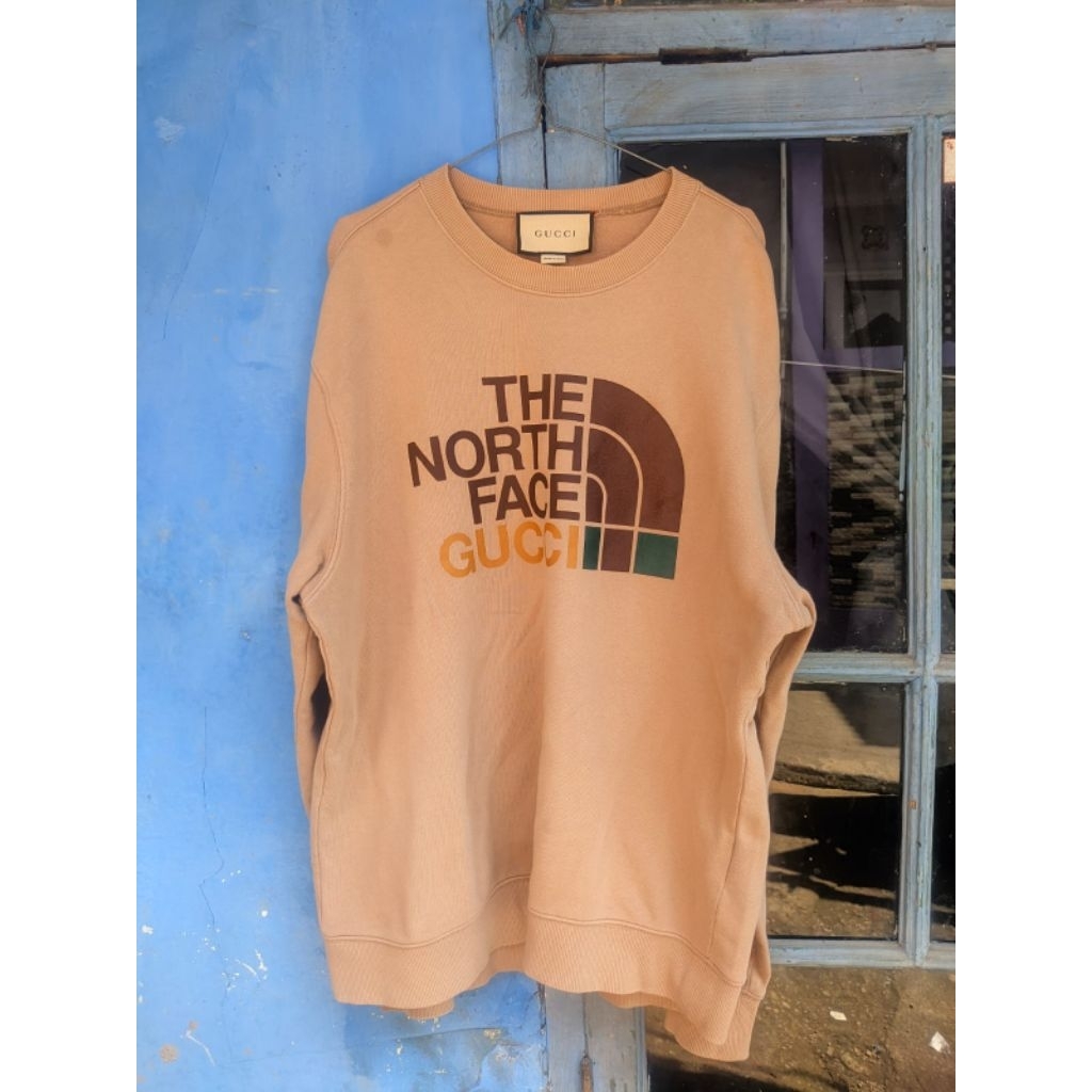 tnf x gucci