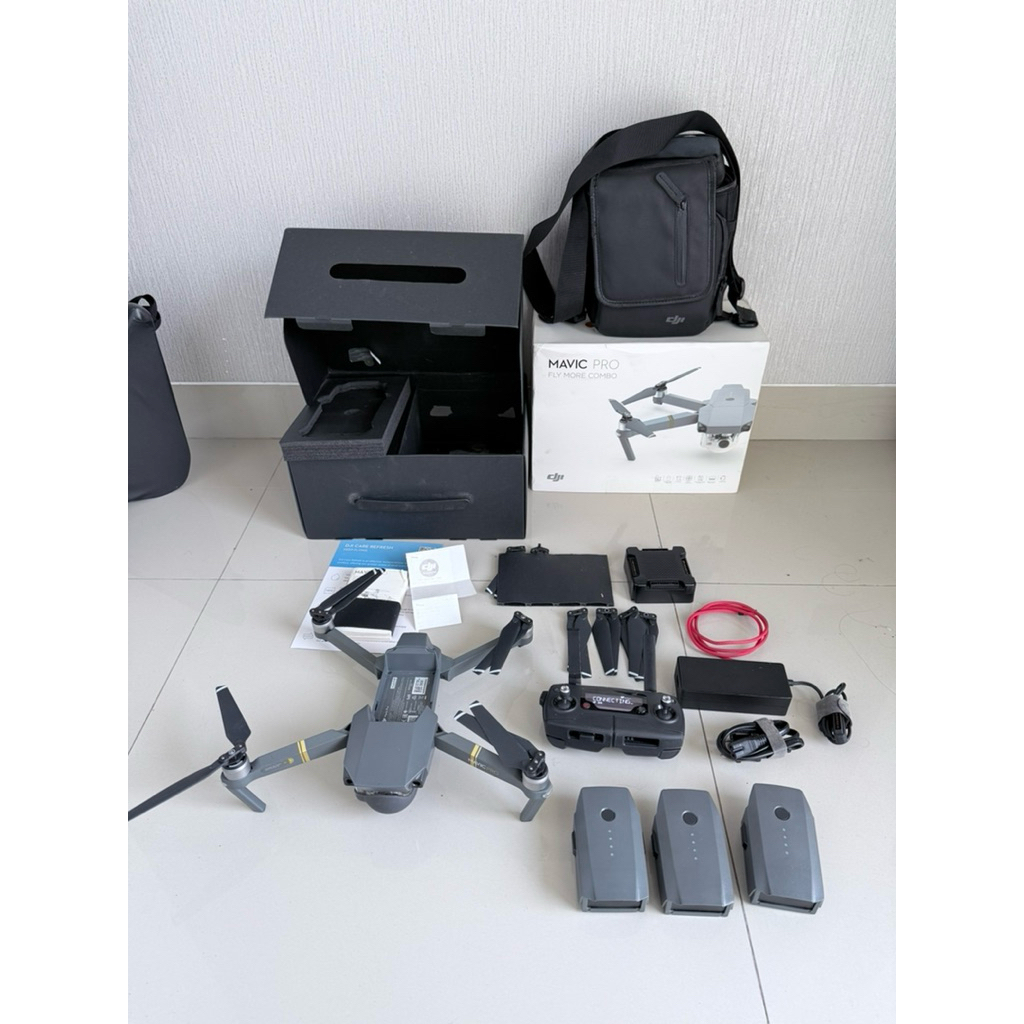 DJI MAVIC PRO Fly More Combo sesuai gambar