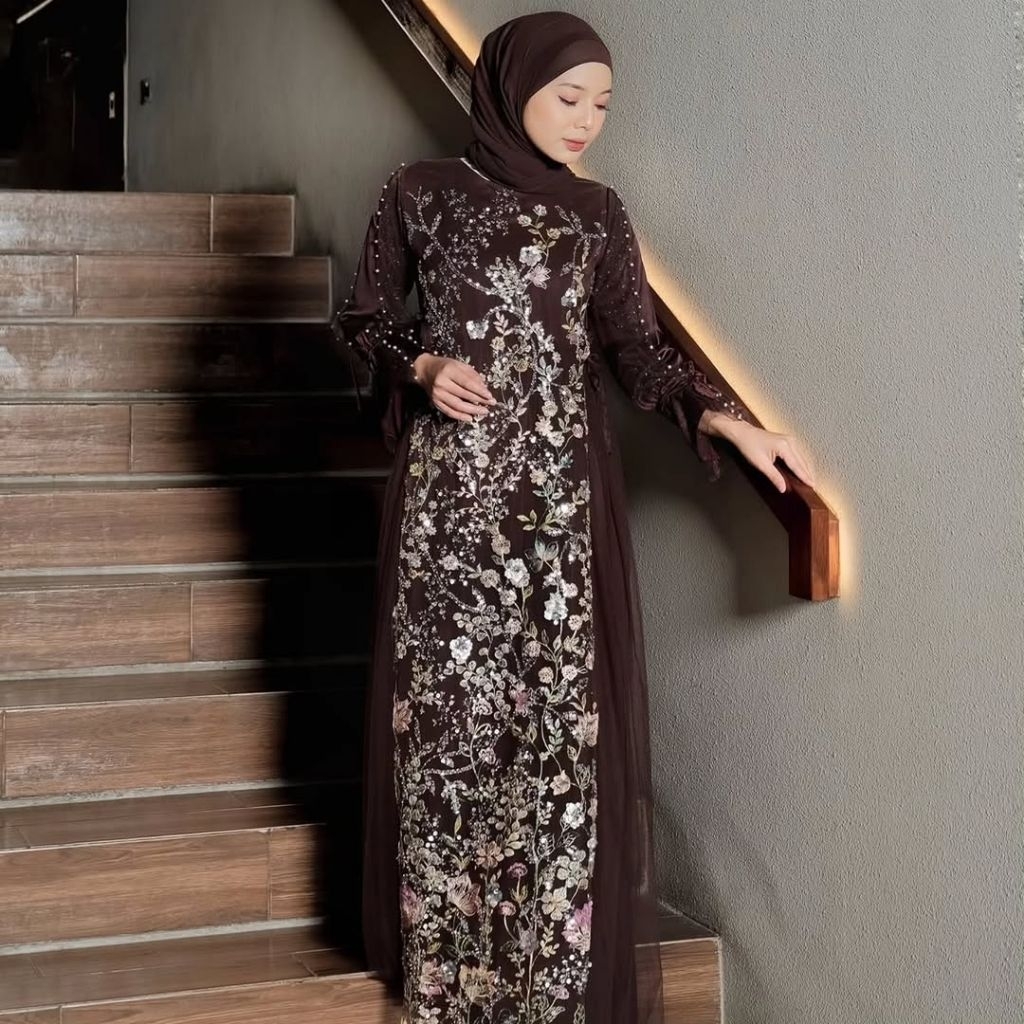 Fatimah Series Dress Silk Premium Mix Brukat Gardent & Raindrop Tile Tersedia Warna Burgundy Mahogan