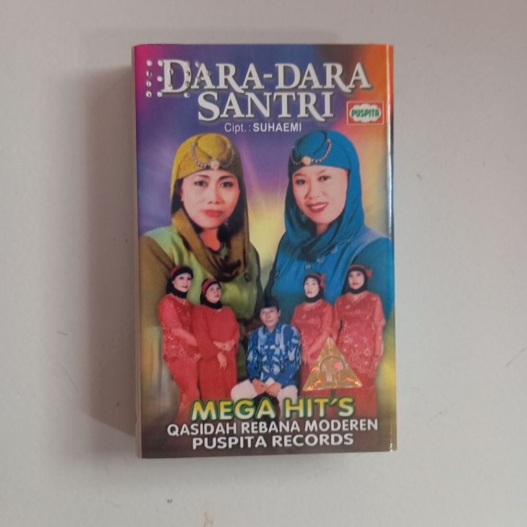 Kaset Dara - Dara Santri Mega Hits Qasidah Rebana Modern Puspita Records