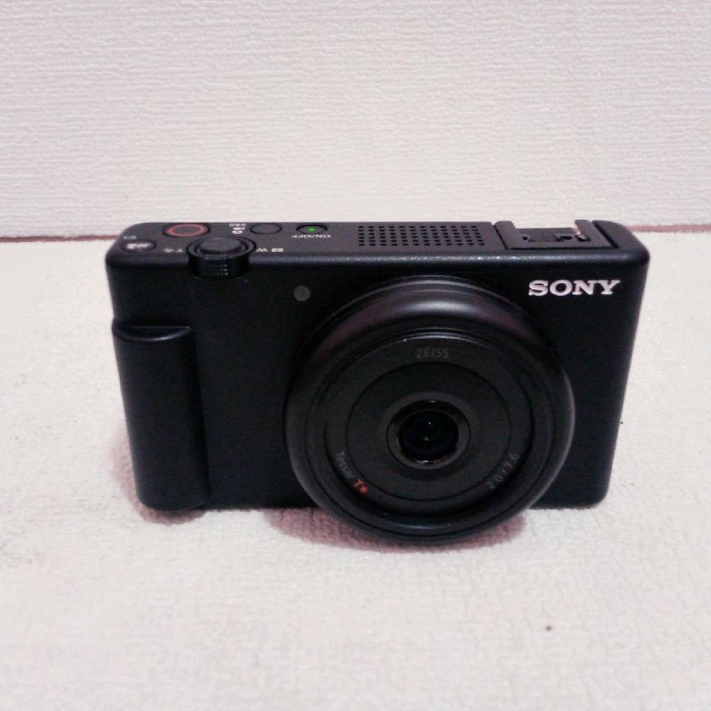 Sony zv-1f Lensa zeiss 2.0/7.6 kamera digital