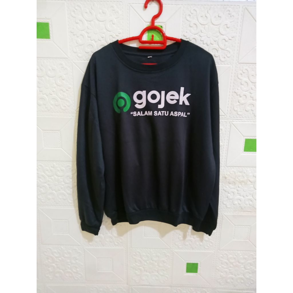 PRELOVED Sweater GOJEK Hitam XL