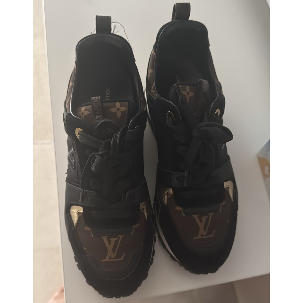 sepatu cewe lv preloved