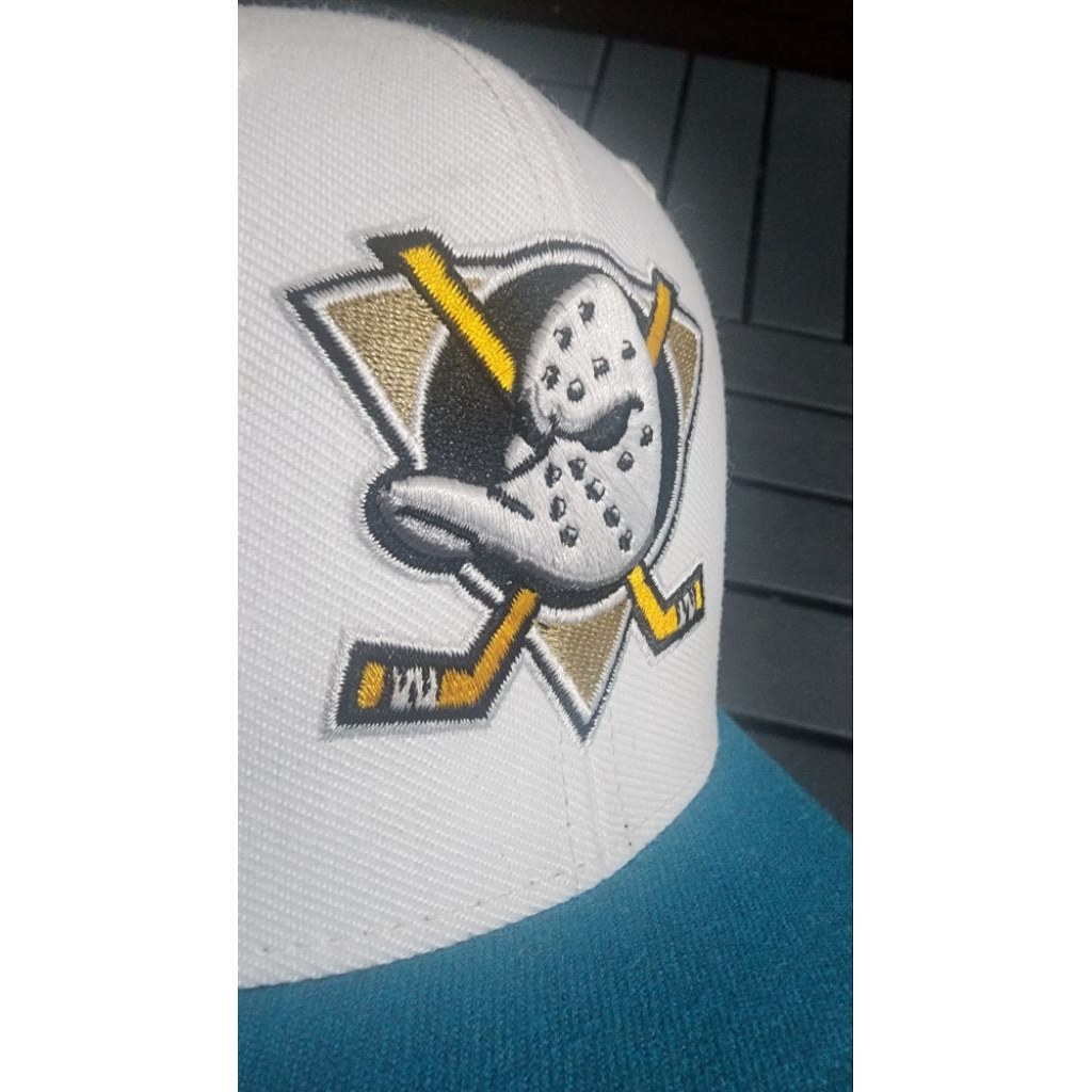topi preloved mighty duck 47 brand