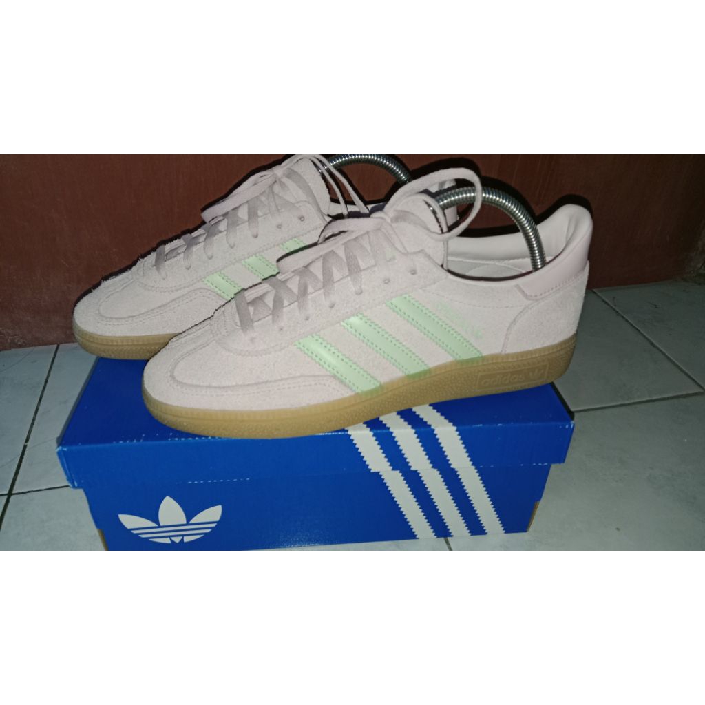 adidas spezial pink