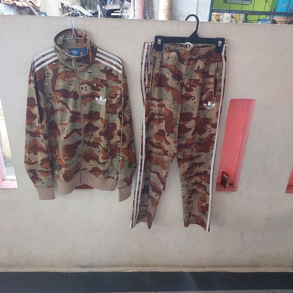 adidas firebird camo