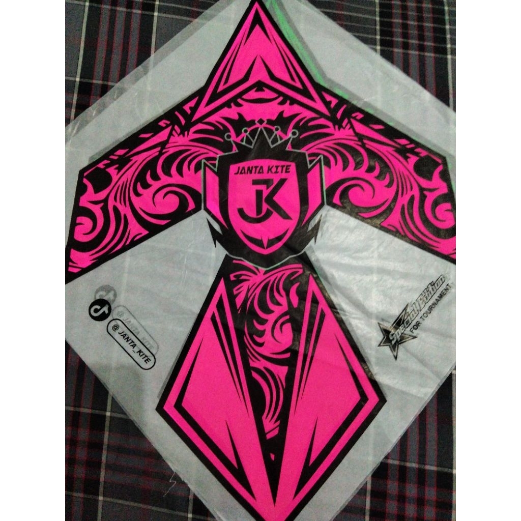 Kertas Layangan 2 warna stabilo