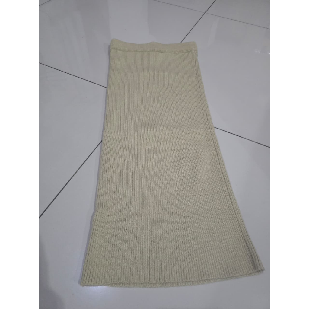 (PRELOVED) Rok Span Kaos / Rok Rajut Premium / Rok Wanita 3/4 Tebal