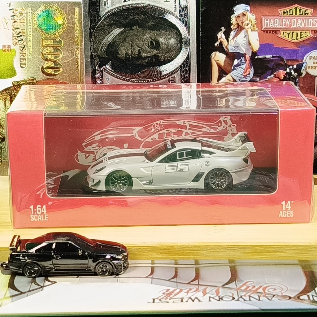 Ls Ferrari 599XX Evo white 1 of 499 diecast 1 64