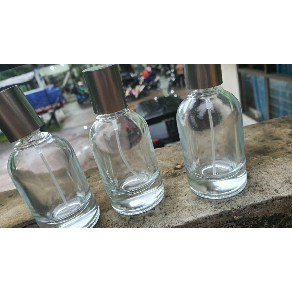 Botol Parfum Kosong 30ml Hertic Tutup Hitam Semi Press Drat