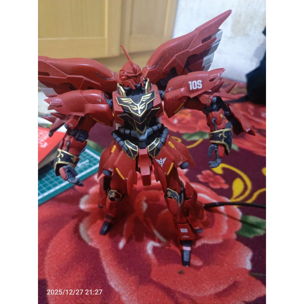 RG MSN Sazabi Gundam