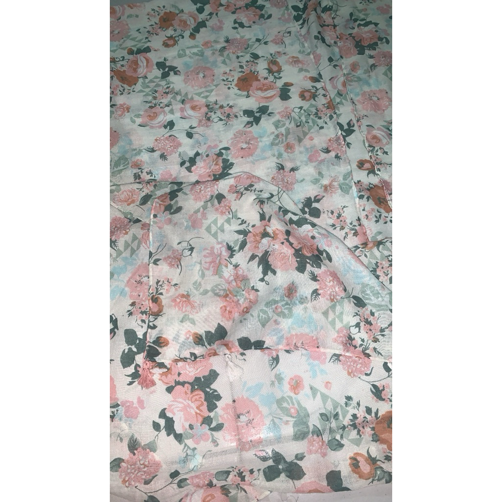 Outer motif bunga cocok untuk dipakai di pantai