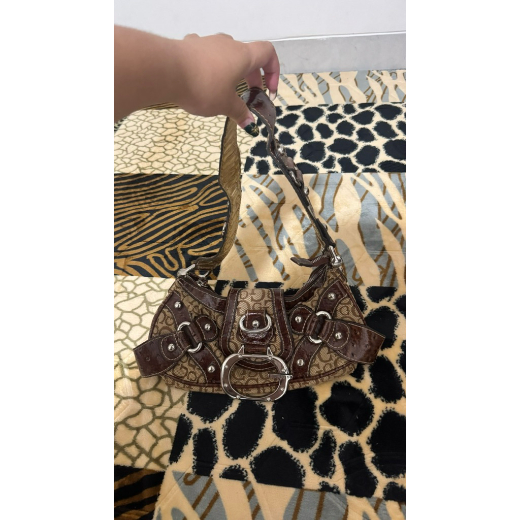 Preloved Tas Guess Vintage