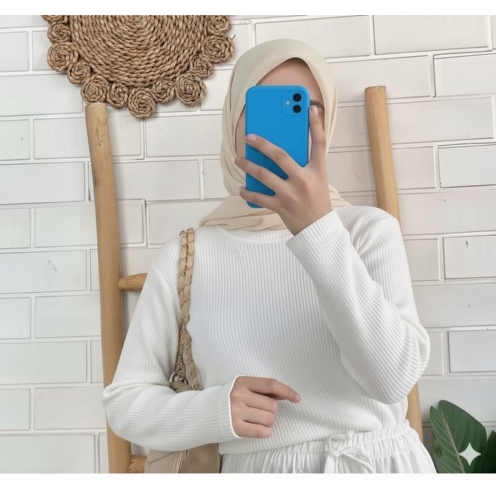 baju wanita peria eaffle uniqlo tangan panjang