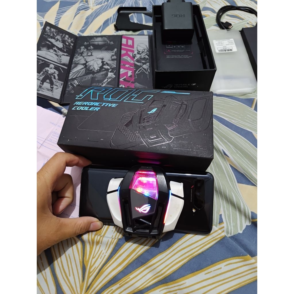 ROG 5s 8/128gb & aeroactive cooler second berkualitas fullset