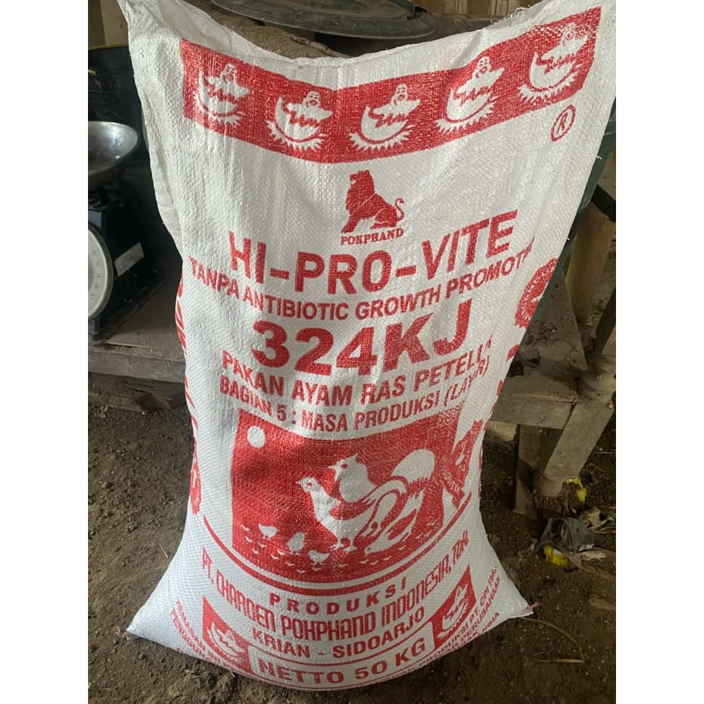 Pakan jadi ayam petelur Hiprovite 324KJ