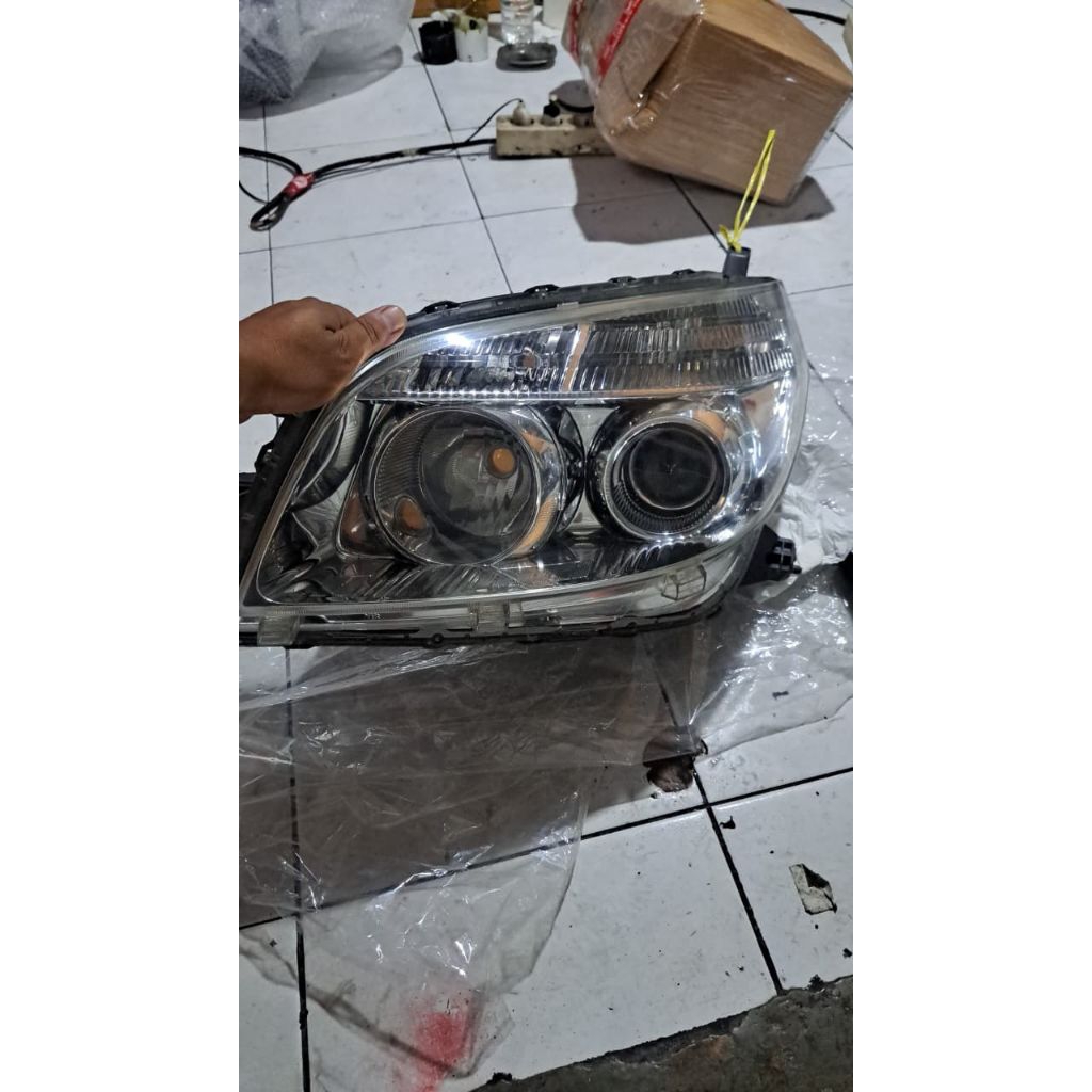 headlamp toyota rush 2012