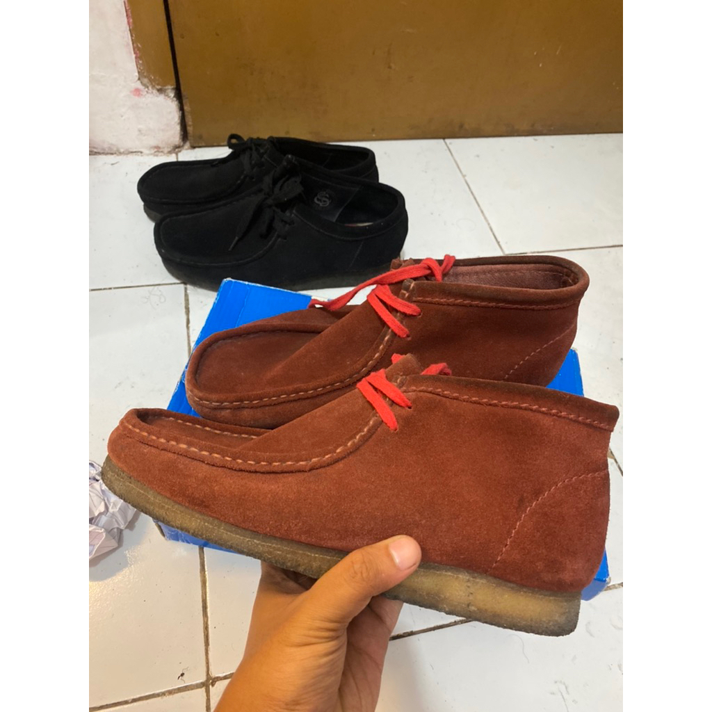 Clarks Wallabe High Maroon Second