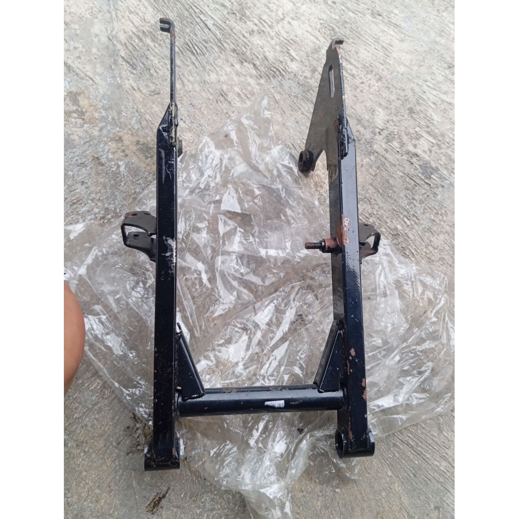 arm lenganayun Suzuki A100 econos  nos