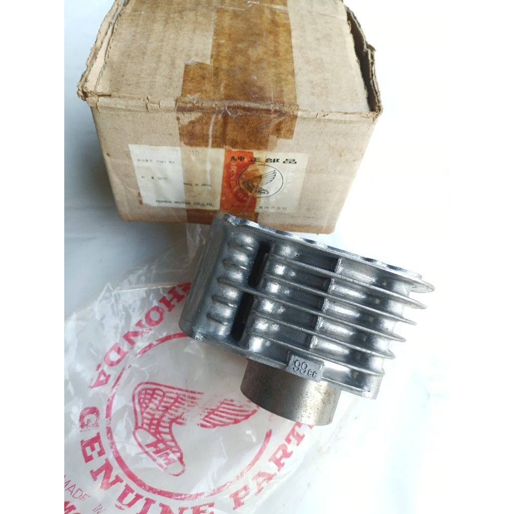 block honda cb100 99cc cylinder block honda cb100 k2 original nos