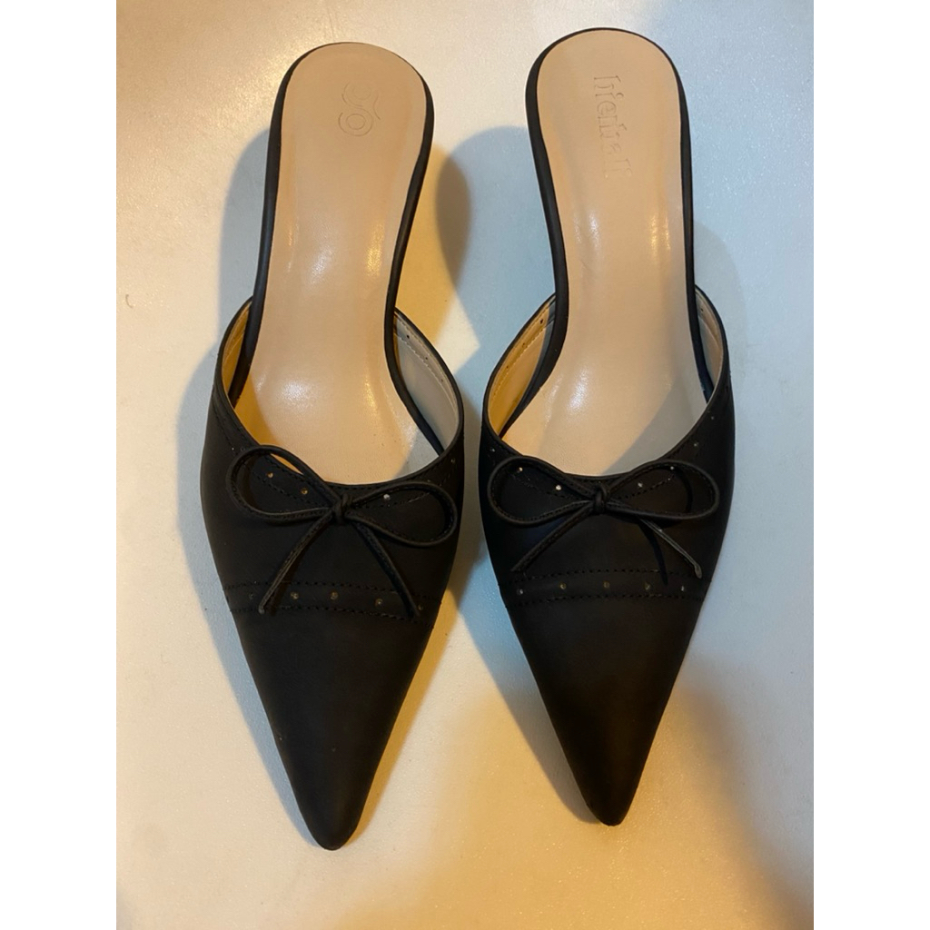 Preloved Sandal Perempuan Merk Bien Bali - Bisa Nego