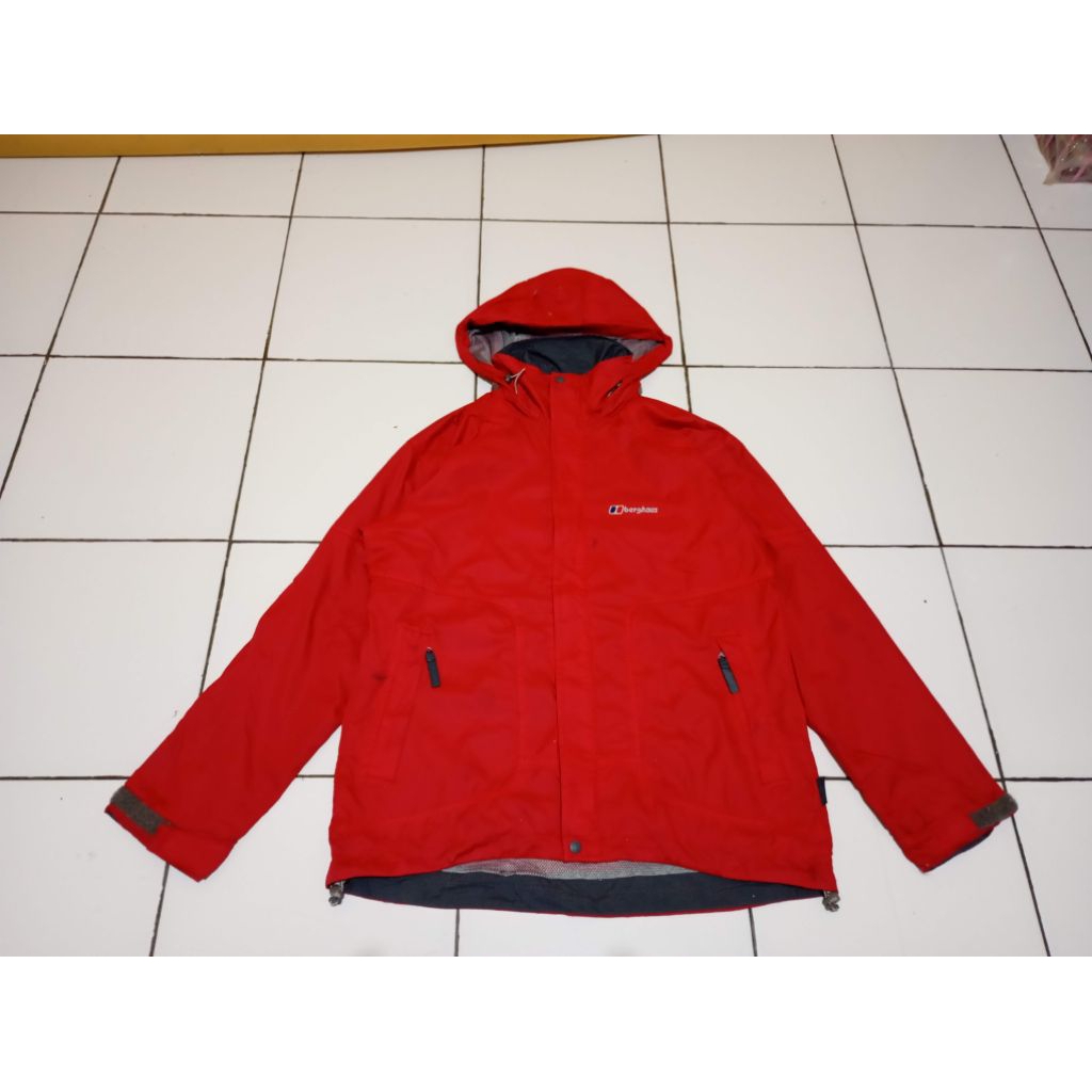 Jaket Outdoor Gunung Berghaus