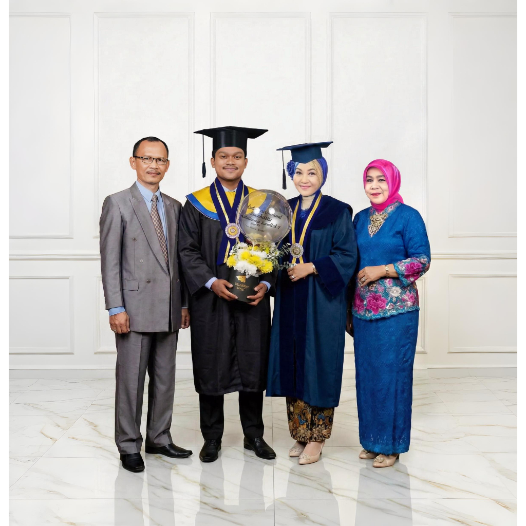 Jasa edit foto / jas / karikatur / full body/ ganti wajah / foto keluarga