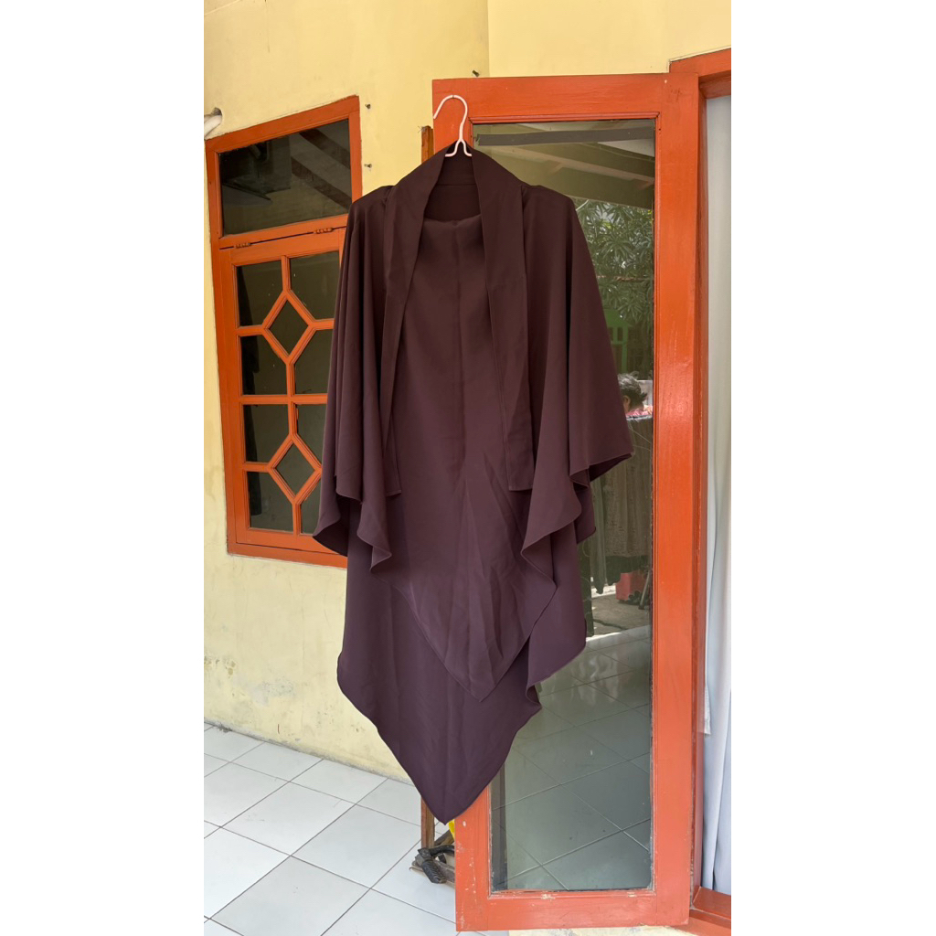 PRELOVED ELMADINA FK HUDA