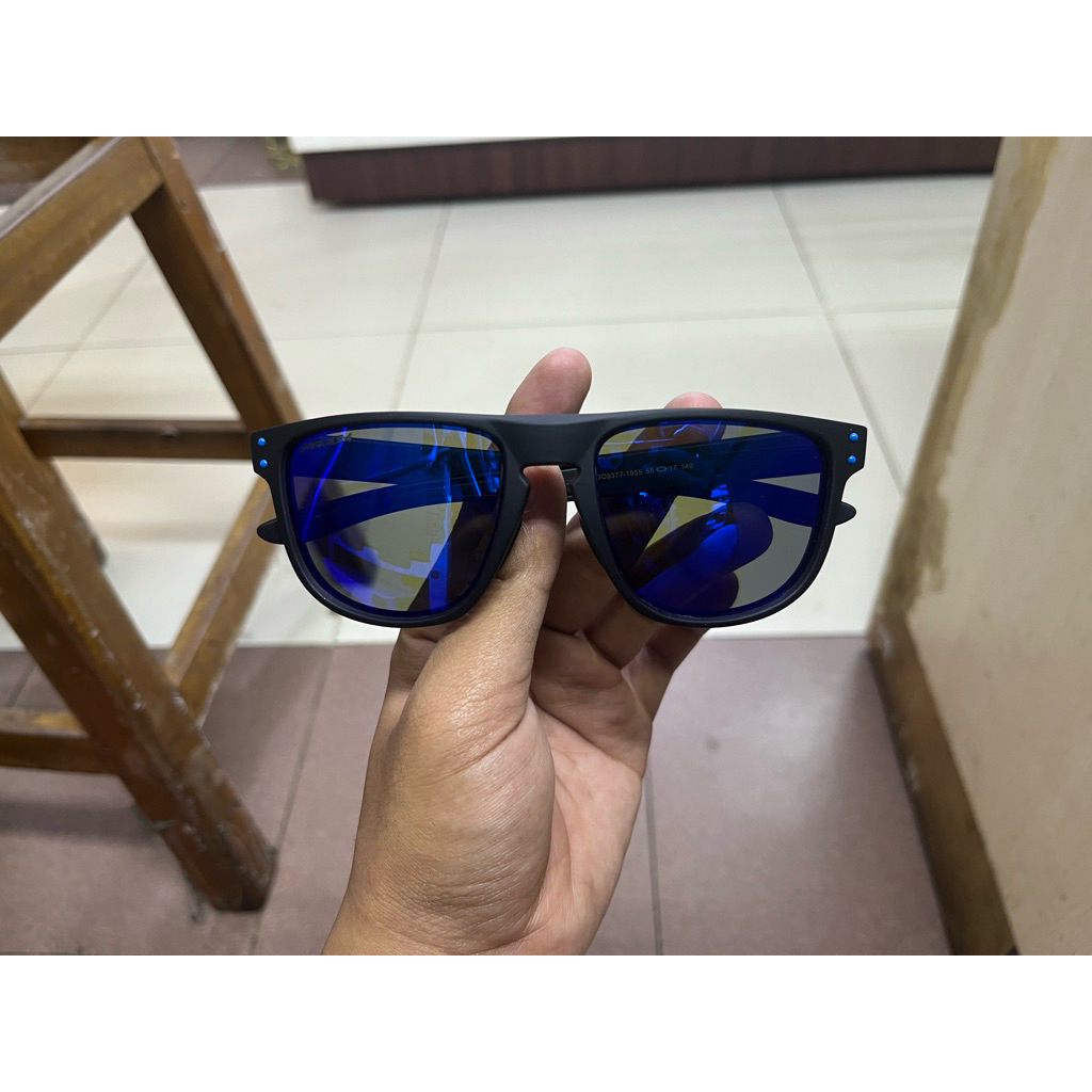 KACAMATA OAKLEY HOLBROOK SERIES R HITAM LENSA BIRU MIROR second ori