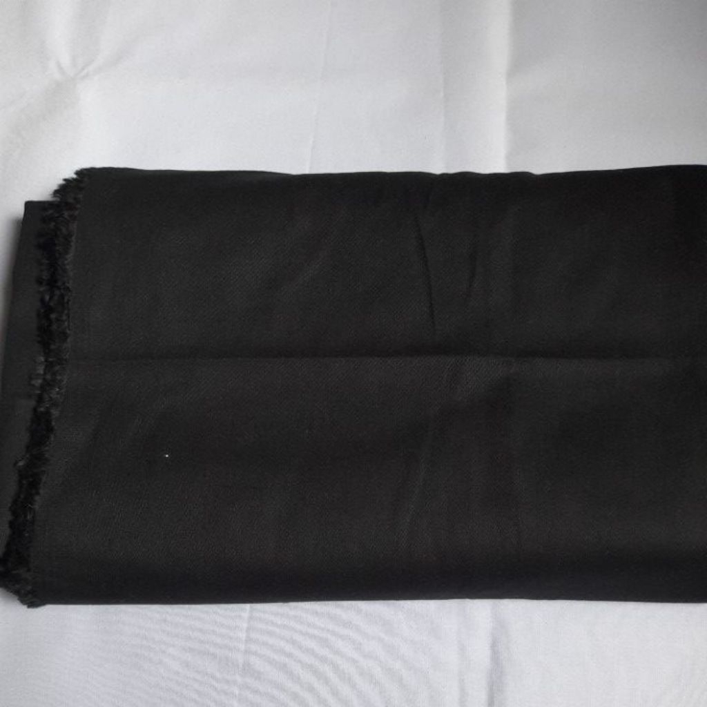 KAIN TWILL CHINOS STREET WARNA HITAM