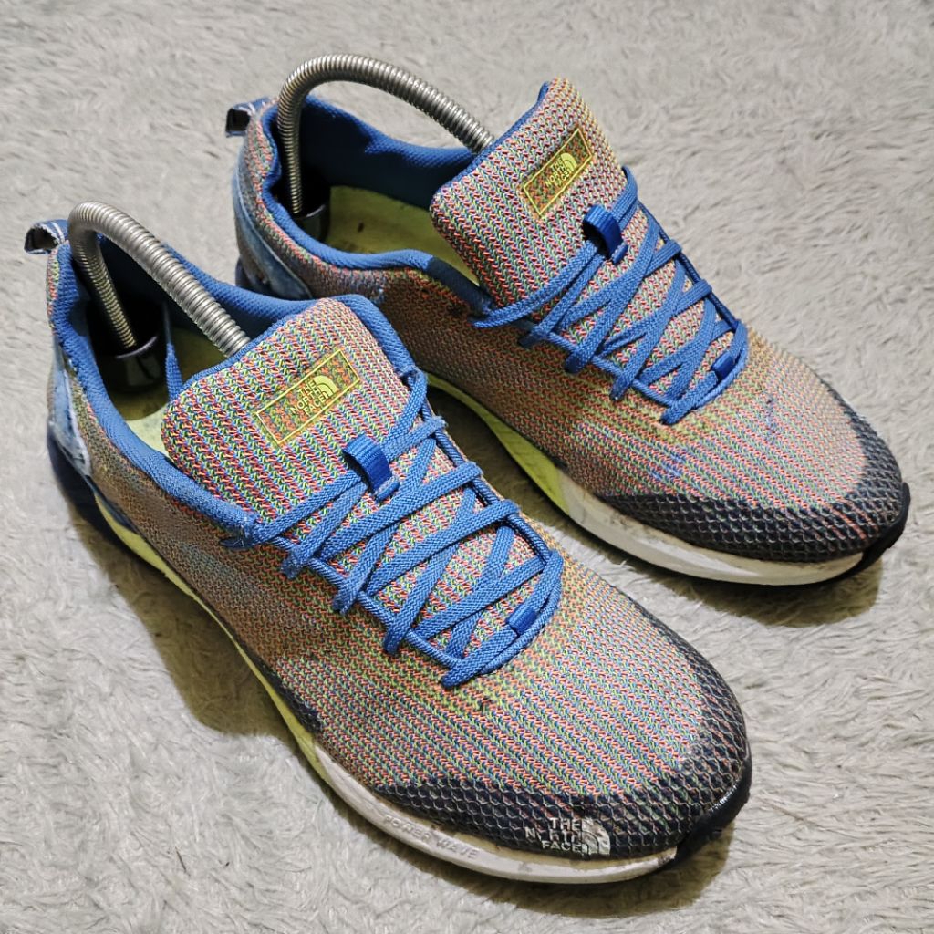 Sepatu Running TNF size 41.5 insole 27.5 cm second original outdoor