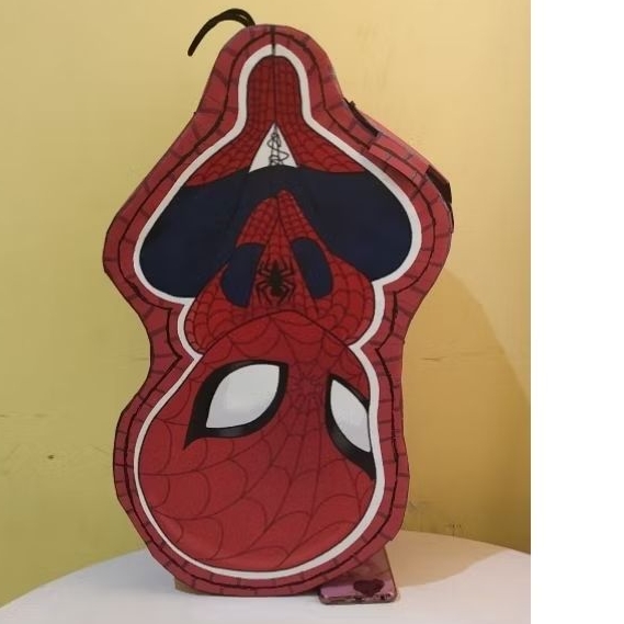 Pinata pukul Spiderman 45x38x12cm
