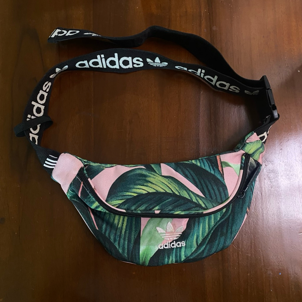 Adidas Waist Bag / Tas Pinggang Preloved