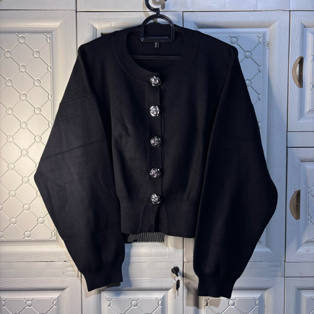 [ Preloved ] LBS LOOKBOUTIQUESTORE - San Knit Cardigan Black