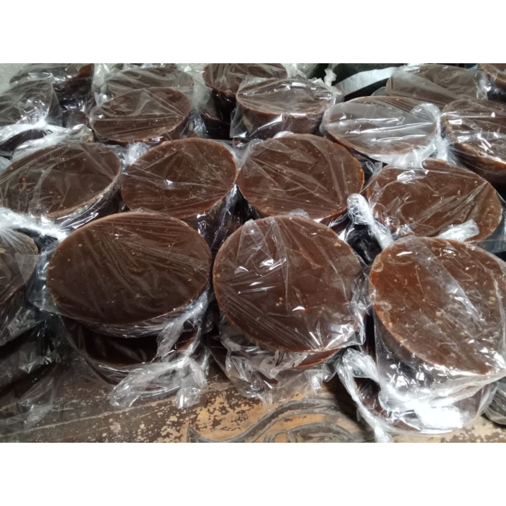 GULA AREN ASLI 100% MURNI  NIRA POHON AREN DI PRODUKSI OLEH PETANI JAWA TENGAH.