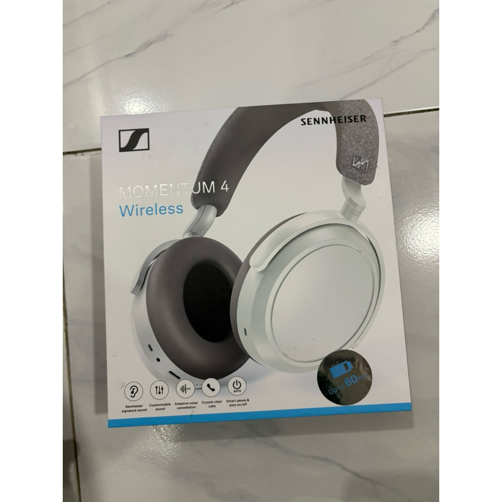 Sennheiser Momentum 4 headphone over-ear